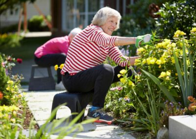 Beautiful gardens and active seniors at Newton's luxury retirement community Lasell Village